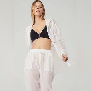 Alo Yoga Cloud Nine Jacket in White